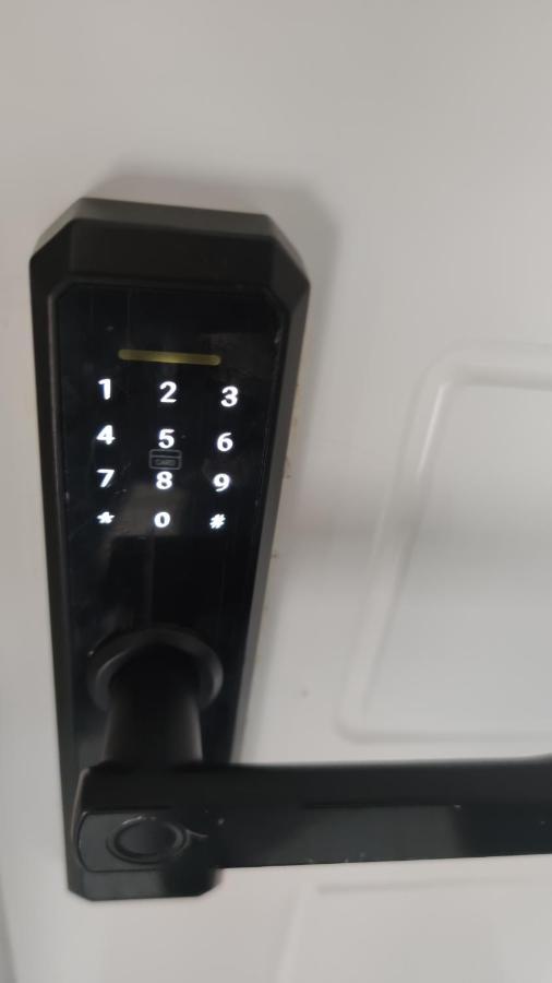 Happy Innside, Free Parking, Self Check-In 7X24H, Ac VNO Exteriör bild